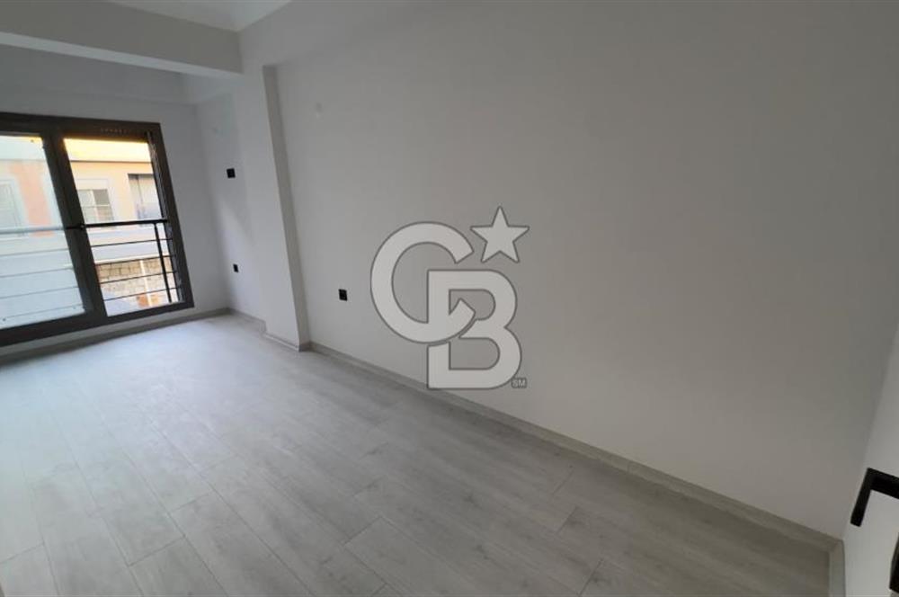DİKİLİ CUMHURİYETTE SİTE İÇİNDE | MODERN | DENİZE YAKIN VİLLA