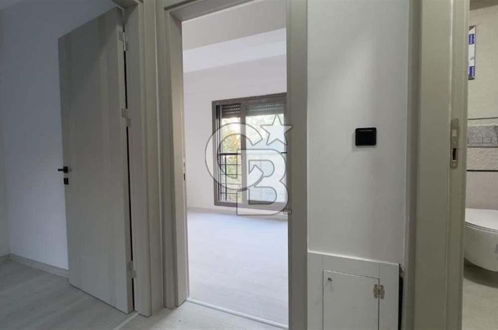 DİKİLİ CUMHURİYETTE SİTE İÇİNDE | MODERN | DENİZE YAKIN VİLLA
