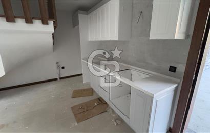 DİKİLİ CUMHURİYETTE SİTE İÇİNDE | MODERN | DENİZE YAKIN VİLLA