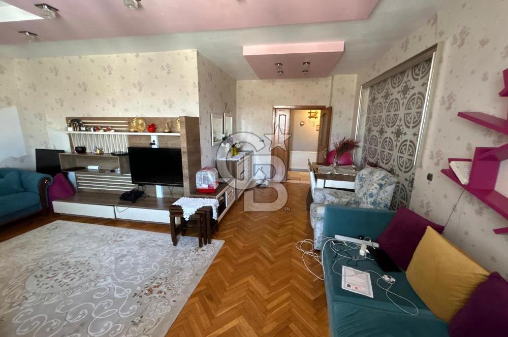 meclis mahallesinde satılık 3+1 ara kat daire