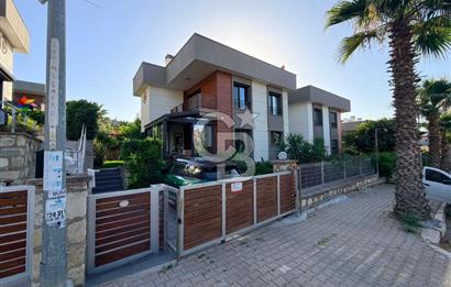Güzelbahçe Kahramandere Okullar Bölgesinde Satılık Villa