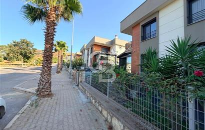 Güzelbahçe Kahramandere Okullar Bölgesinde Satılık Villa