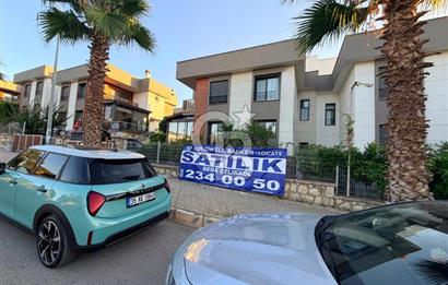 Güzelbahçe Kahramandere Okullar Bölgesinde Satılık Villa