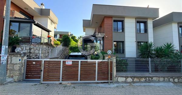 Güzelbahçe Kahramandere Okullar Bölgesinde Satılık Villa - 373332