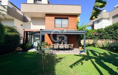 Güzelbahçe Kahramandere Okullar Bölgesinde Satılık Villa