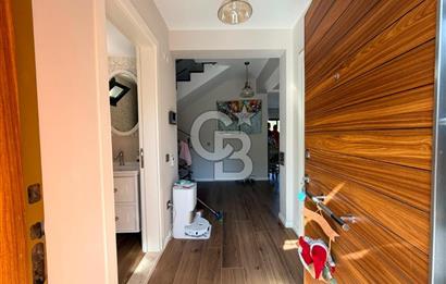 Güzelbahçe Kahramandere Okullar Bölgesinde Satılık Villa