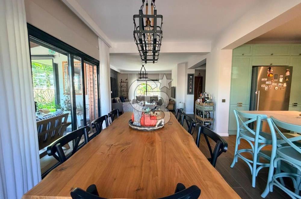 Güzelbahçe Kahramandere Okullar Bölgesinde Satılık Villa
