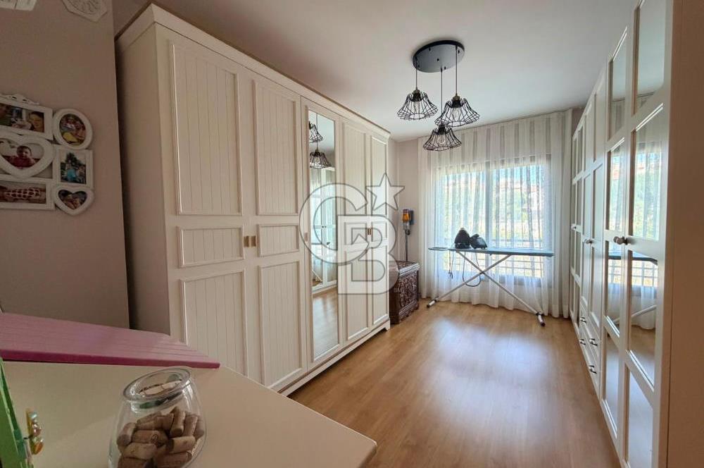 Güzelbahçe Kahramandere Okullar Bölgesinde Satılık Villa