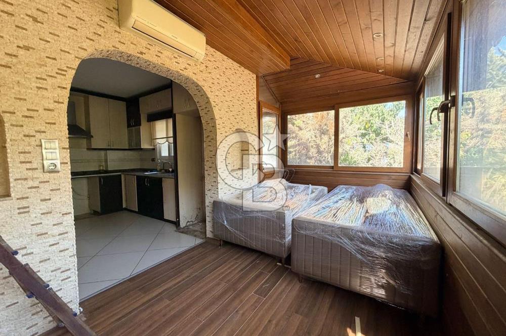 Narlıdere Limanreis'te 3+1 Satılık Villa
