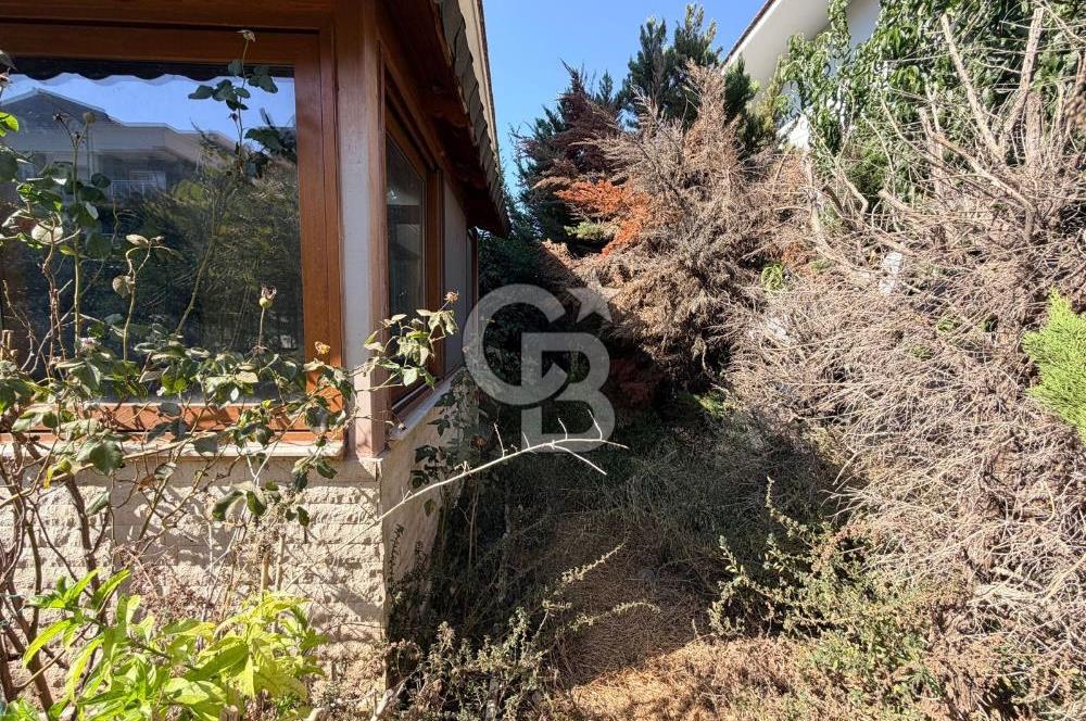 Narlıdere Limanreis'te 3+1 Satılık Villa