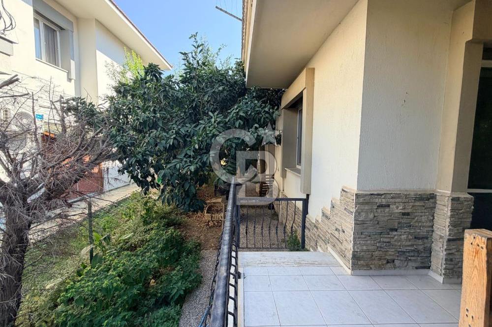 Narlıdere Limanreis'te 3+1 Satılık Villa