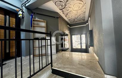 Buca Metroya 5dk. 2x120 m² Bahçeli Teraslı Sığınaklı Komple Bina