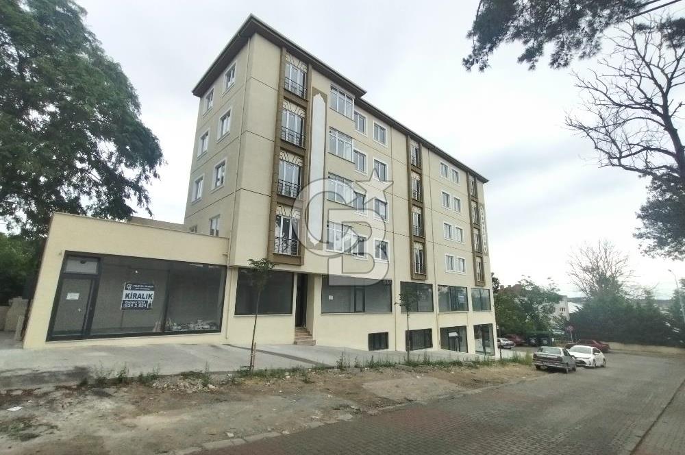 KİRALIK HADIMKÖY MERKEZDE HASTANE KARŞISI 110 M² TİCARİ DÜKKAN
