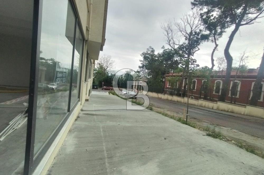 KİRALIK HADIMKÖY MERKEZDE HASTANE KARŞISI 110 M² TİCARİ DÜKKAN