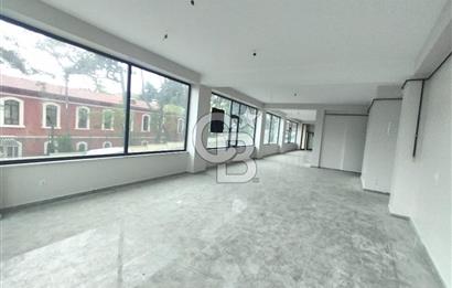 KİRALIK HADIMKÖY MERKEZDE HASTANE KARŞISI 110 M² TİCARİ DÜKKAN