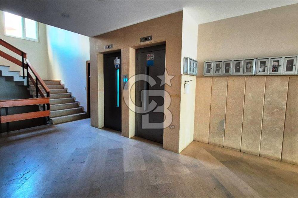 Seçkin Konaklar Sitesinde Deniz Manzaralı 3+1