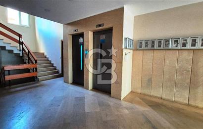 Seçkin Konaklar Sitesinde Deniz Manzaralı 3+1