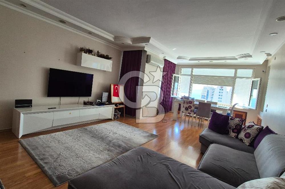 Seçkin Konaklar Sitesinde Deniz Manzaralı 3+1