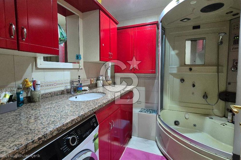 Seçkin Konaklar Sitesinde Deniz Manzaralı 3+1