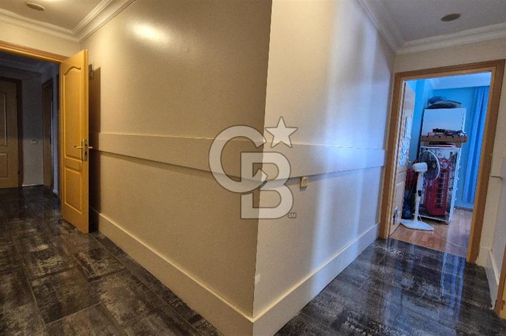 Seçkin Konaklar Sitesinde Deniz Manzaralı 3+1