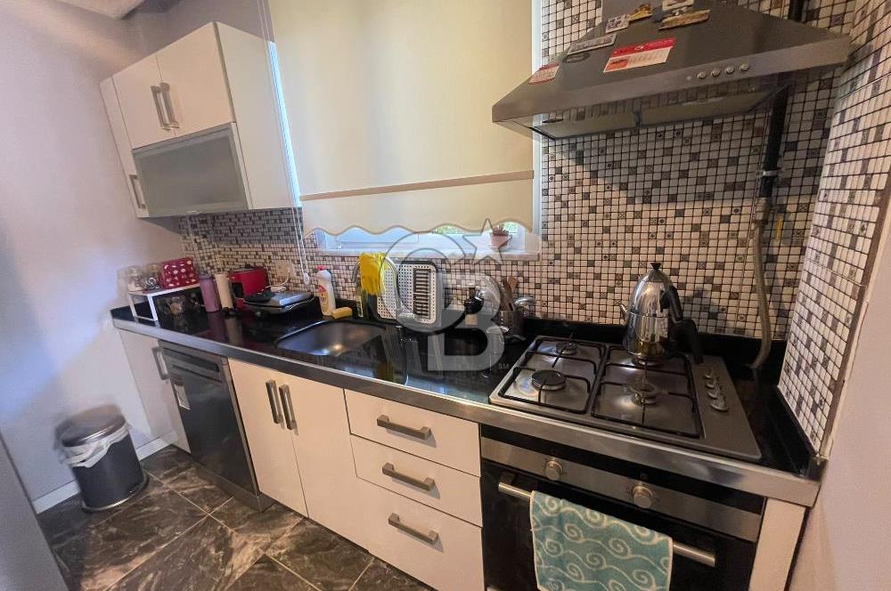 BAĞDAT CADDESİ YAKININDA BOŞ 2+1 60M2 NET DAİRE