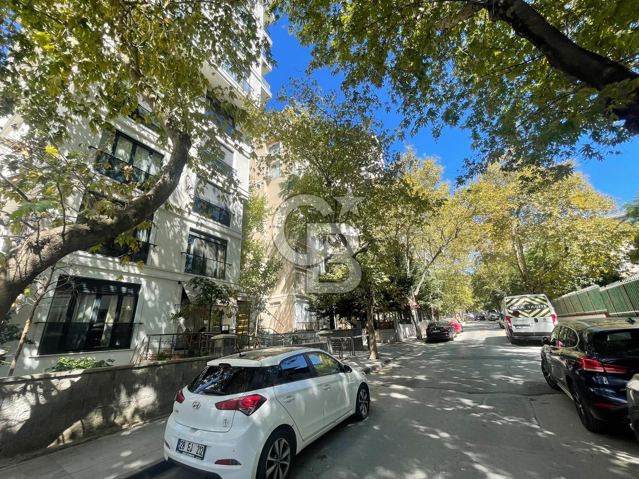 BAĞDAT CADDESİ YAKININDA BOŞ 2+1 60M2 NET DAİRE