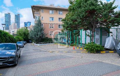 FIRSAT,AKMERKEZİN KARŞISINDA YATIRIMLIK 1+1