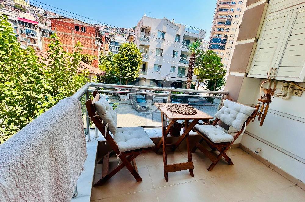 BAYRAKLI MERKEZİNDE SATILIK MASRAFSIZ ARA KAT DAİRE