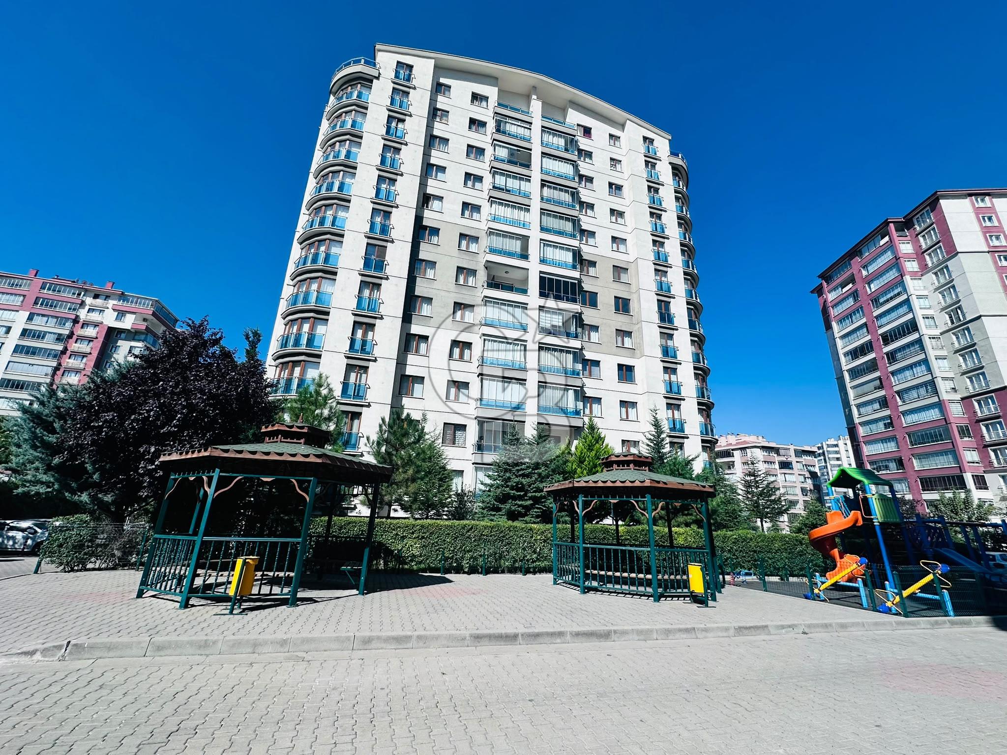 YENİMAHALLE AŞAĞI YAHYALARDA 4+1 ULTRA LÜKS SATILIK DAİRE 