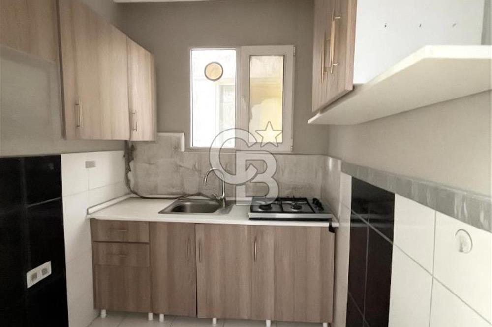 Ömer Hayyam caddesi üzerinde Satılık 2+1 Daire