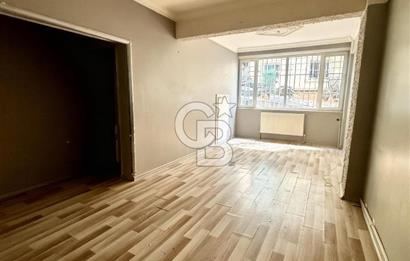 Ömer Hayyam caddesi üzerinde Satılık 2+1 Daire