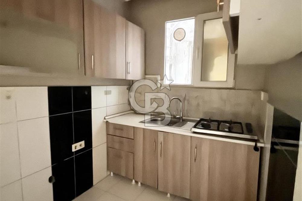Ömer Hayyam caddesi üzerinde Satılık 2+1 Daire