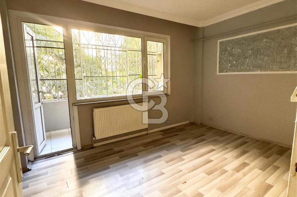 Ömer Hayyam caddesi üzerinde Satılık 2+1 Daire