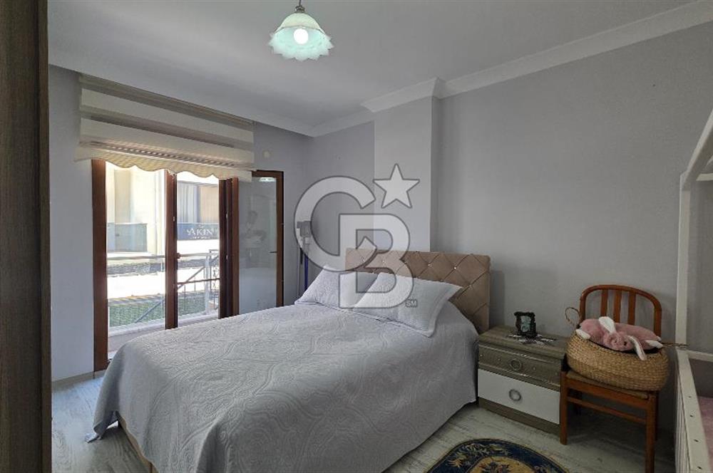Ayvalık Sarımsaklı'da Merkezi Konumda Satılık 2+1 Daire 