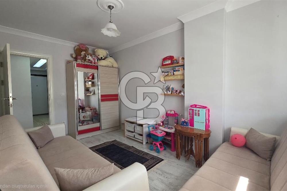 Ayvalık Sarımsaklı'da Merkezi Konumda Satılık 2+1 Daire 