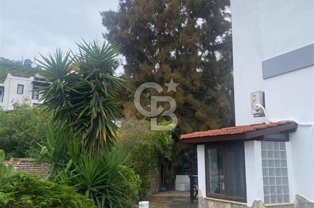 BODRUM TORBA'DA SATILIK MÜSTAKİL GENİŞ BAHÇELİ DUBLEX MESKEN