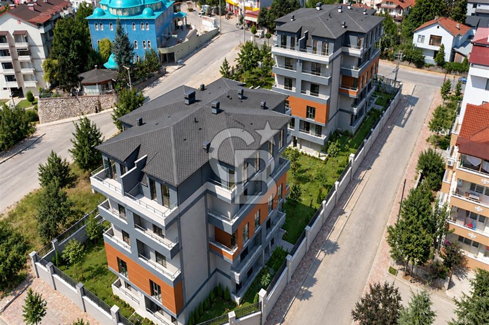 BAŞİSKELE YEŞİLYURT MAHALLESİ SATILIK SİTE İÇİ 2+1 DUBLEKS DAİRE