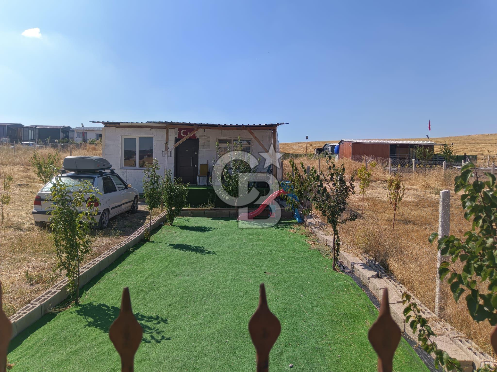 Akyurt Cücük'te Eşyalı Hazır Yaşam Alanı ve Meyve Bahçesi