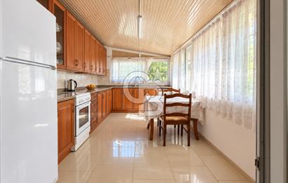 Seferhisar Bademler Çok Yakın Çiftlik Evi Zeytinli Tarla Herşey Dahil Satılık