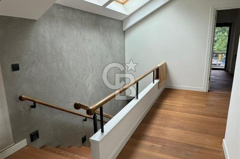 Tuzla Sahilde 275 m2 Havuzlu 4+2 Yeni Kiralık Triplex Villa