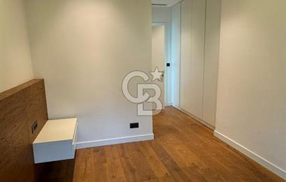 Tuzla Sahilde 275 m2 Havuzlu 4+2 Yeni Kiralık Triplex Villa