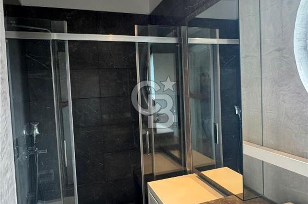 Tuzla Sahilde 275 m2 Havuzlu 4+2 Yeni Kiralık Triplex Villa