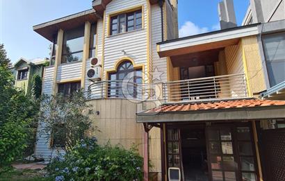 Bizim Vadi Sitesinde 5+2 Hamam ve Saunalı 360 m2 Kiralık Villa