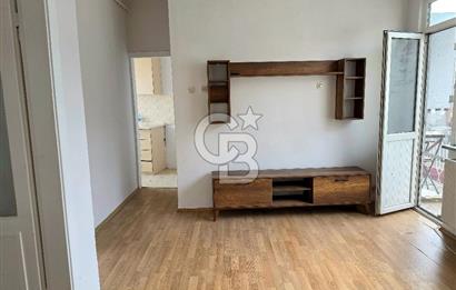 Ortaköy de Sahil ve Caddeye Yakın Ferah 2+1 Daire