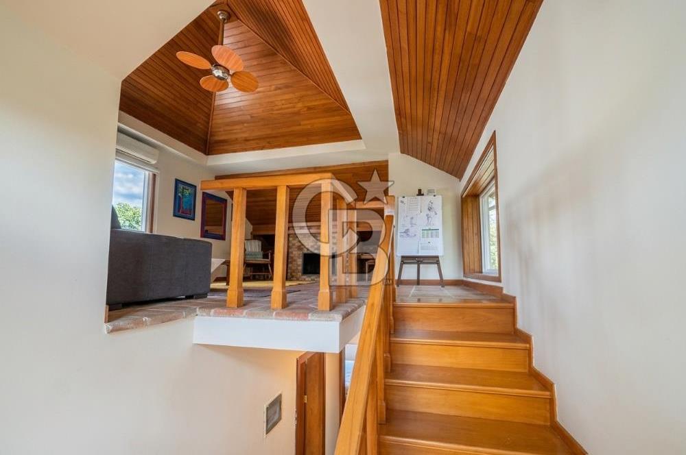 Bizim Vadi Sitesinde 5+2 Hamam ve Saunalı 360 m2 Kiralık Villa