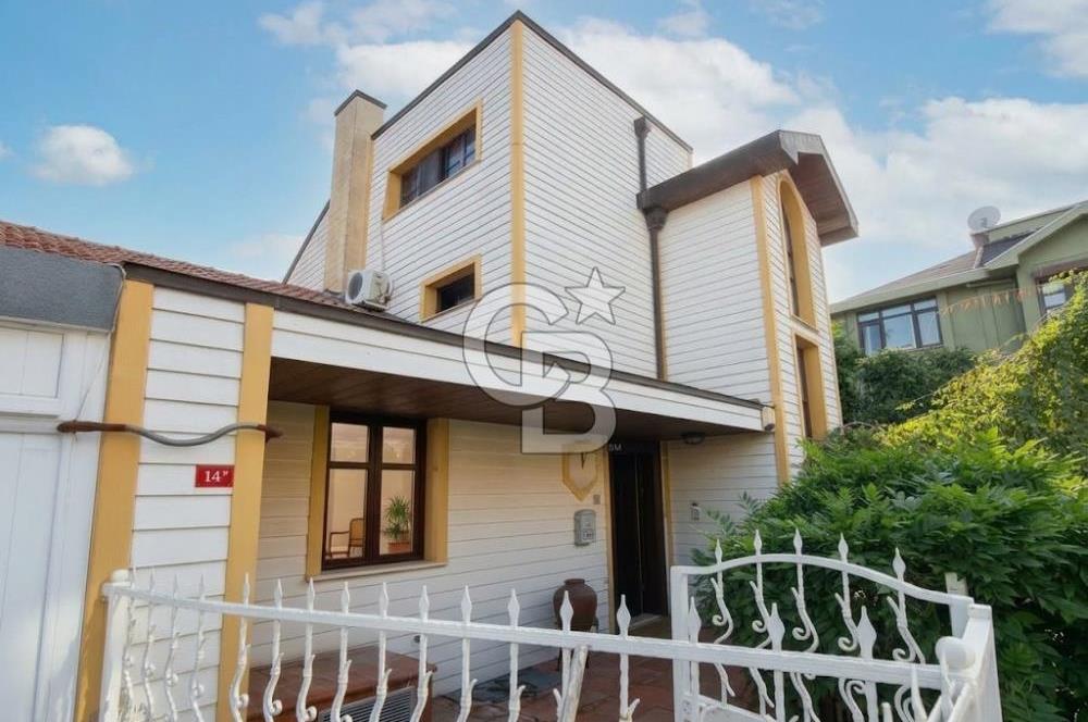 Bizim Vadi Sitesinde 5+2 Hamam ve Saunalı 360 m2 Kiralık Villa