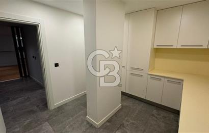 Tuzla Sahilde 275 m2 Havuzlu 4+2 Yeni Kiralık Triplex Villa