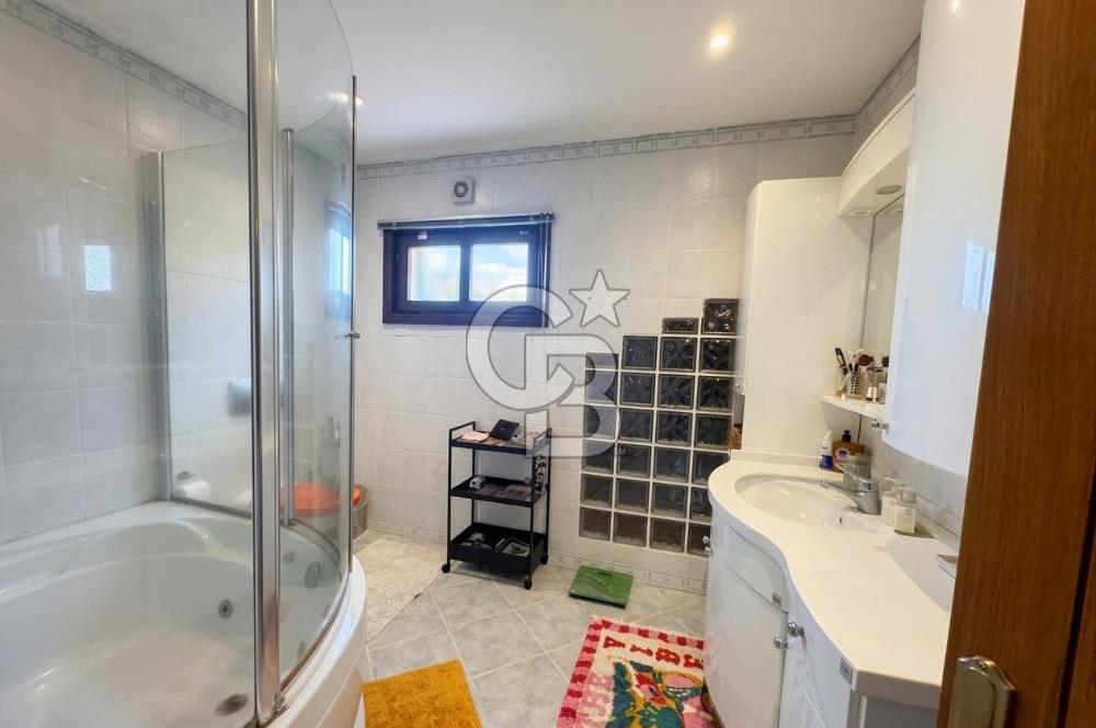 Bizim Vadi Sitesinde 5+2 Hamam ve Saunalı 360 m2 Kiralık Villa