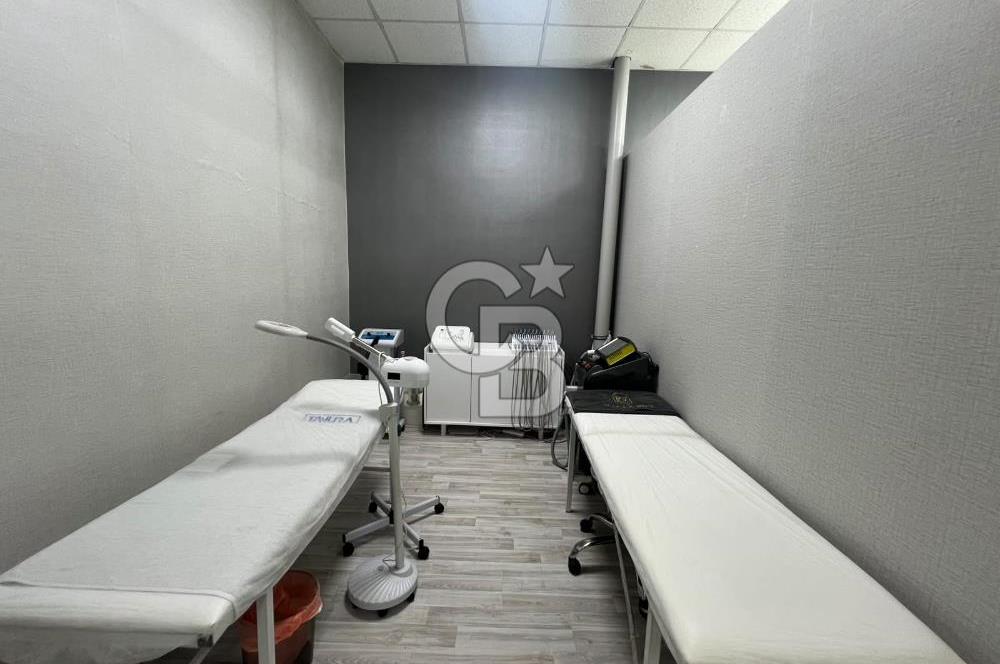 BEYLİKDÜZÜ AVM İÇERİSİNDE DEVREN GÜZELLİK MERKEZİ VE AKADEMİSİ