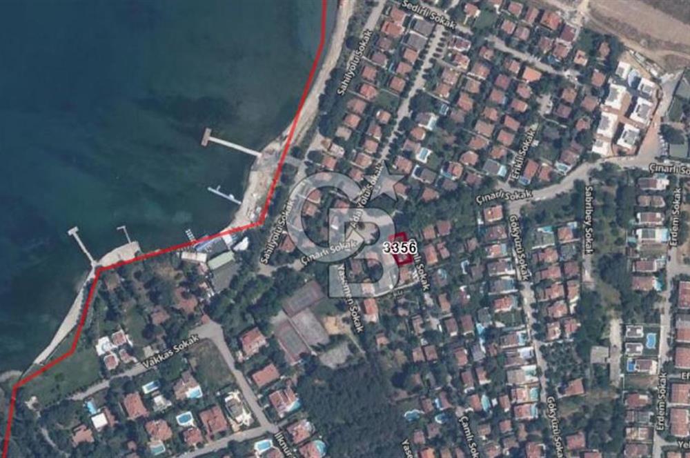 Tuzla Sahilde 275 m2 Havuzlu 4+2 Yeni Kiralık Triplex Villa